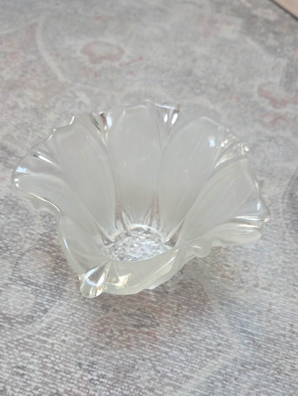 Walther Glas Vintage Clear Glass Petal Bowl